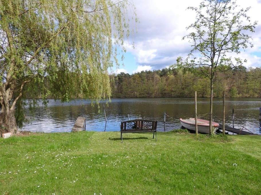 Dachwohnung Mit Wasserblick Und Eigenem Bootssteg Berlin Exterior foto